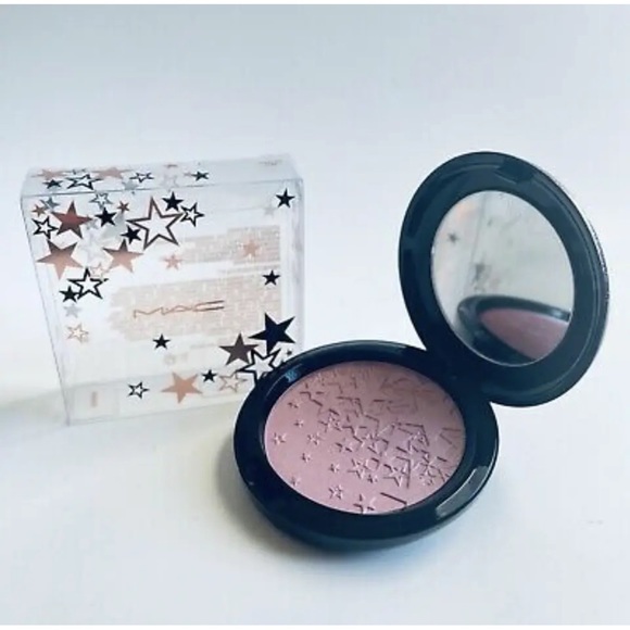 Brand new in Box Mac Opalescent Powder Shooting Star
100% Authentic - Picture 4 of 4